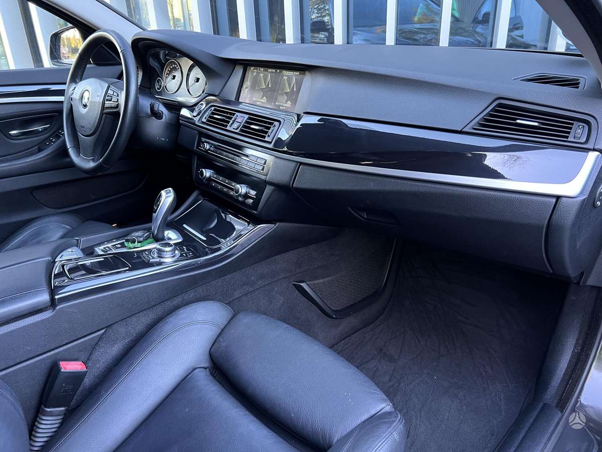 BMW 525, 2.0 l., universalas