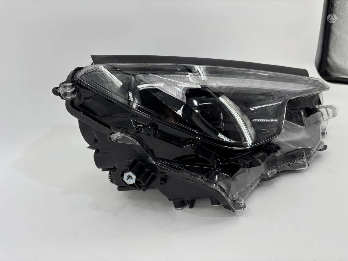 Lexus LBX Cen33652