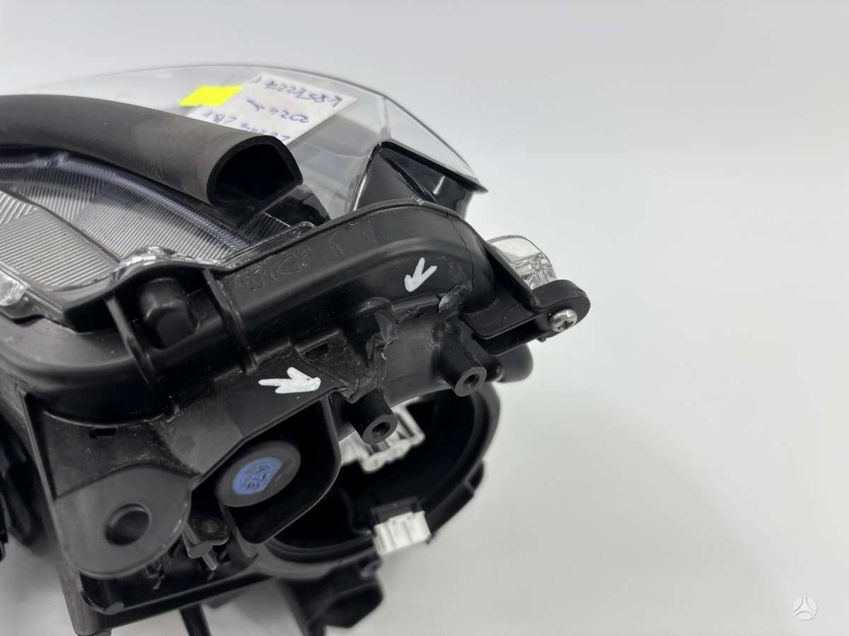 Lexus LBX Cen33652