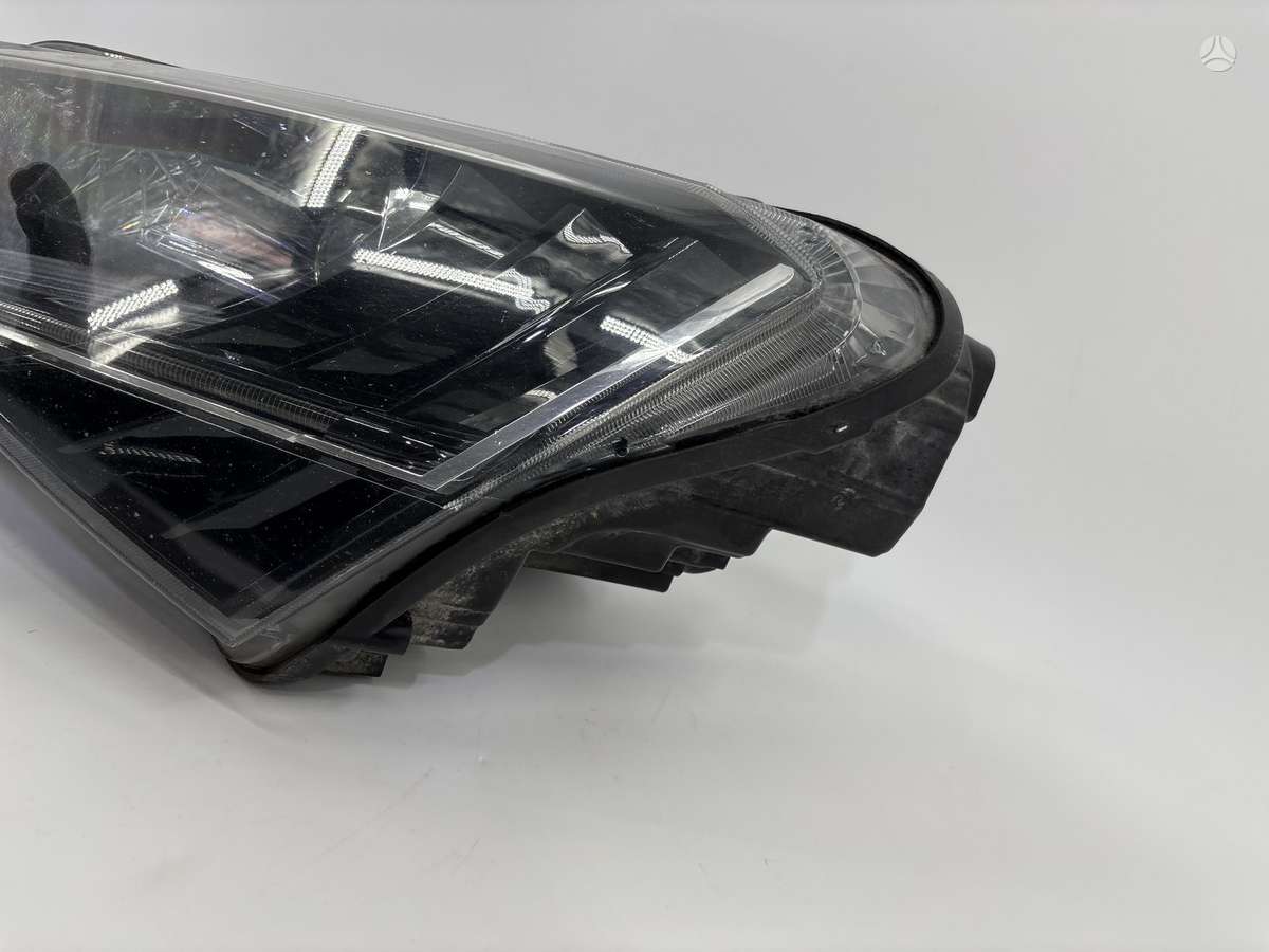 Skoda Superb, 3V1941015B, Cen33658