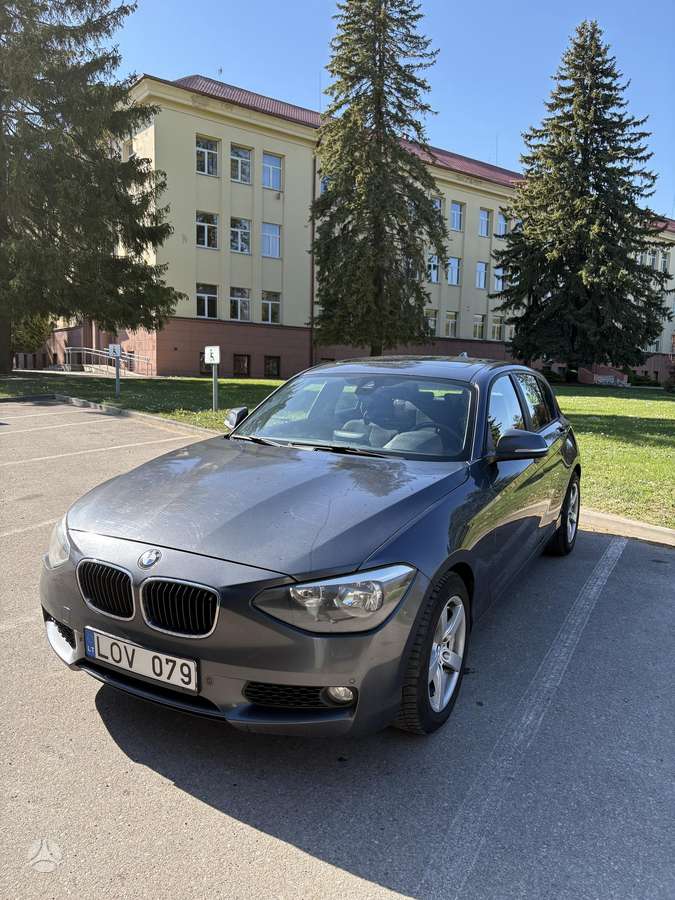 BMW 118, 2.0 l., hatchback