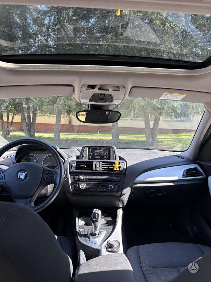 BMW 118, 2.0 l., hatchback