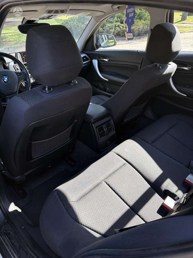 BMW 118, 2.0 l., hatchback