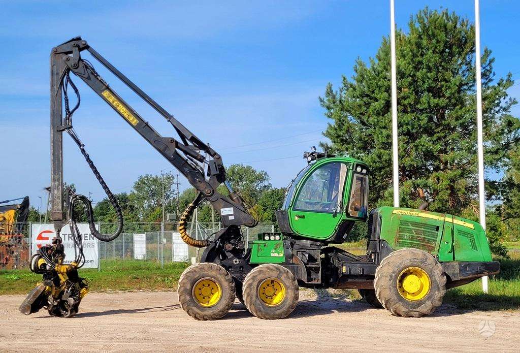 John Deere 1070E, medkirtės