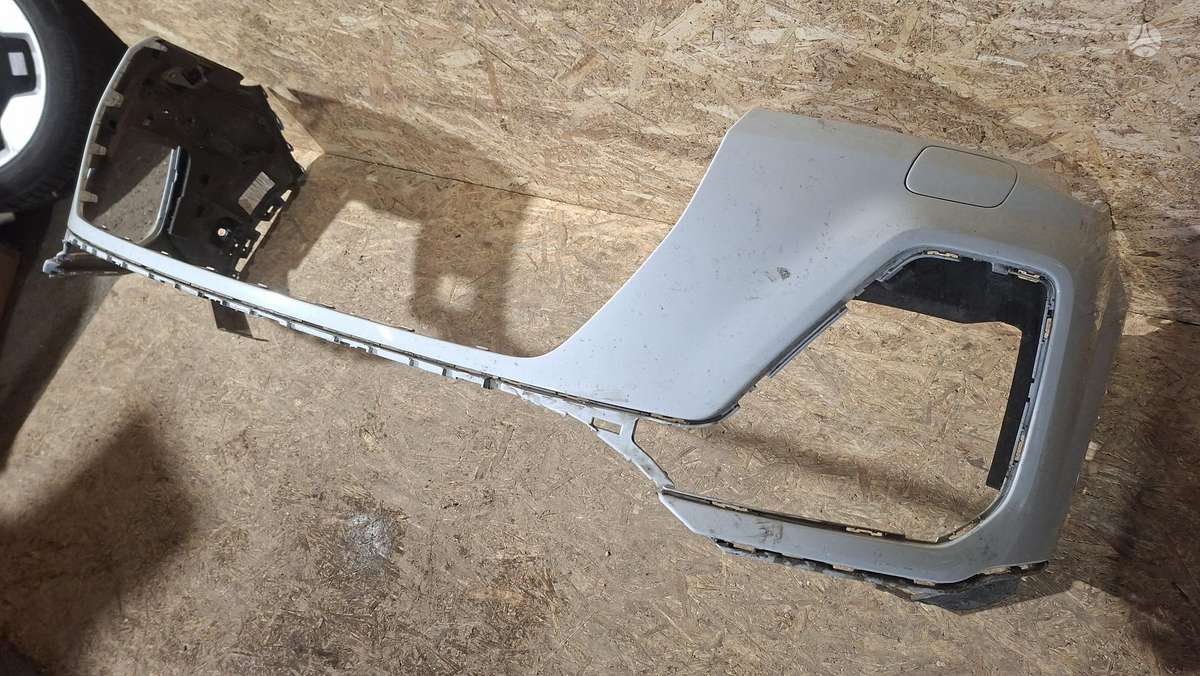 Audi Q7, 4M0807457S, Cen33106