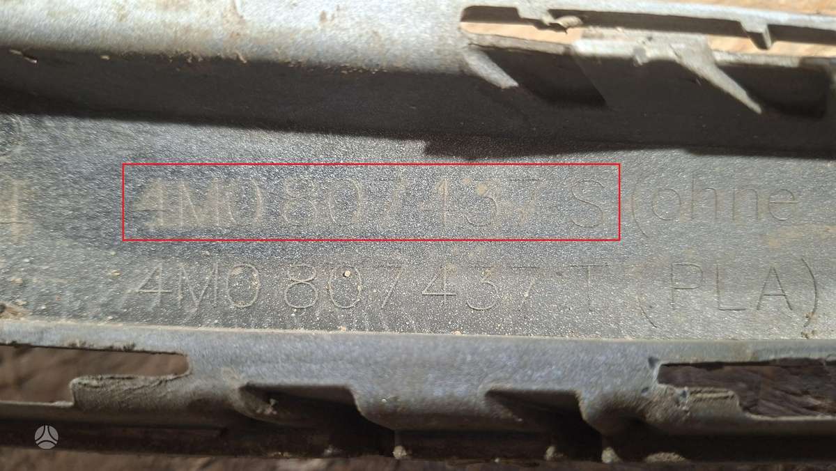 Audi Q7, 4M0807457S, Cen33106