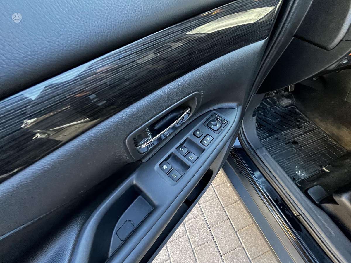 Mitsubishi Outlander, 2.0 l., wagon