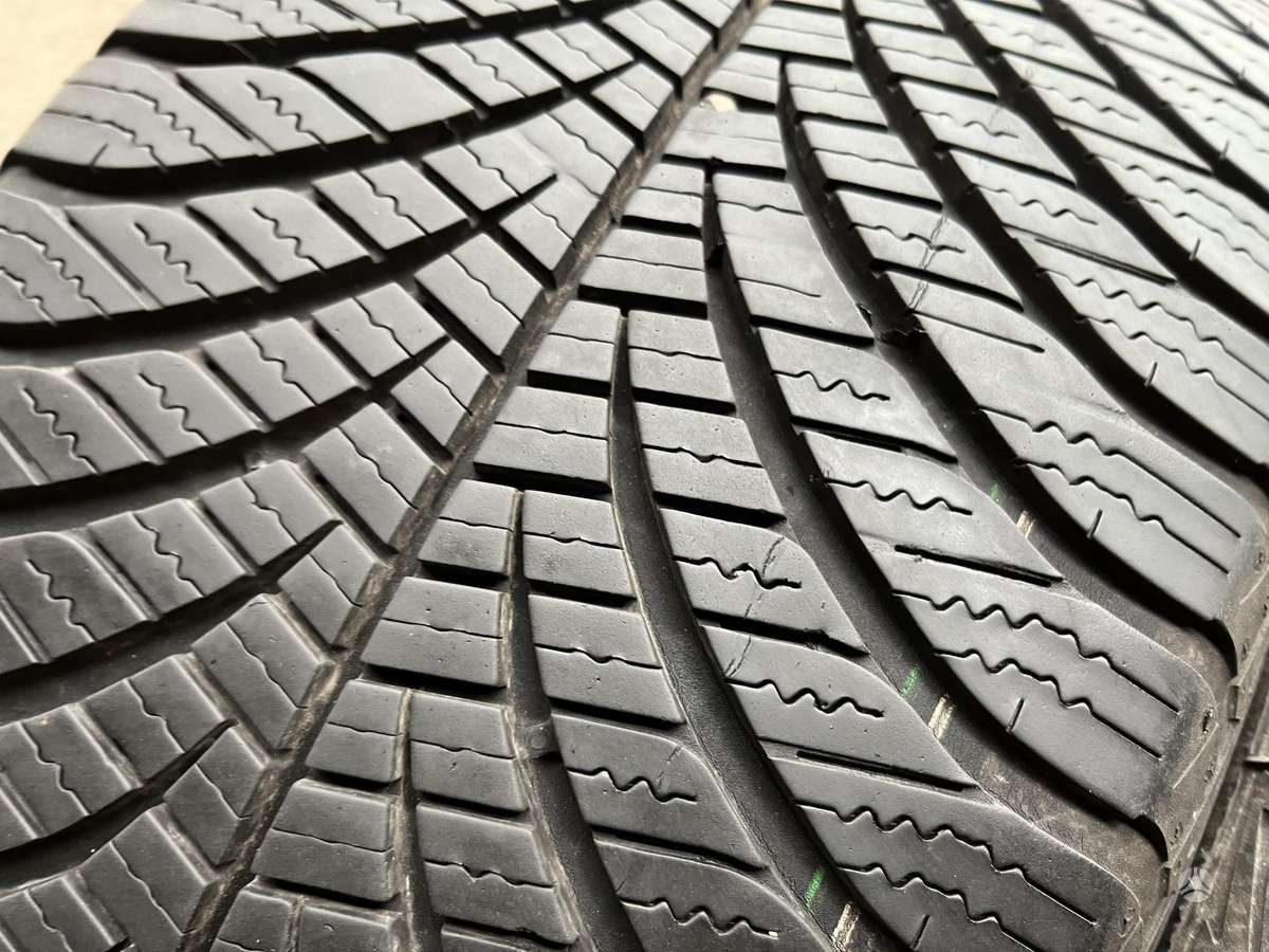 Goodyear Vector4Seasons gen-2, всесезонные 225/45 R17