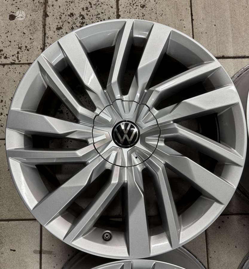 Volkswagen, light alloy, R19