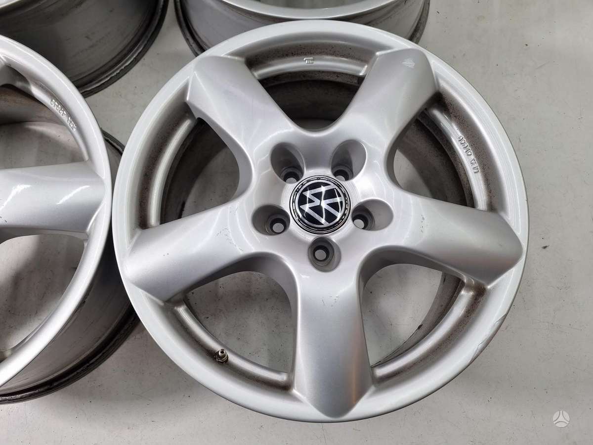 Volkswagen Golf, легкосплавные , R18
