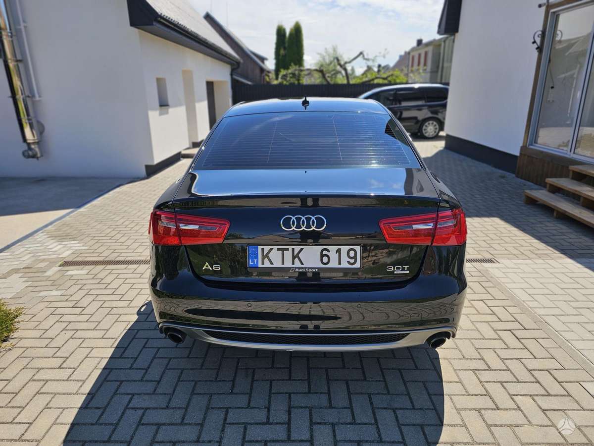 Audi A6, 3.0 l., Седан