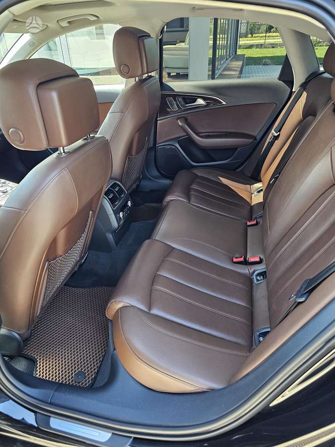 Audi A6, 3.0 l., Седан