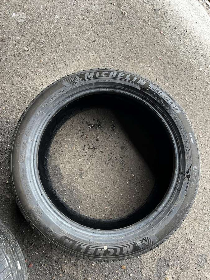 Michelin Primacy4, summer 245/45 R19