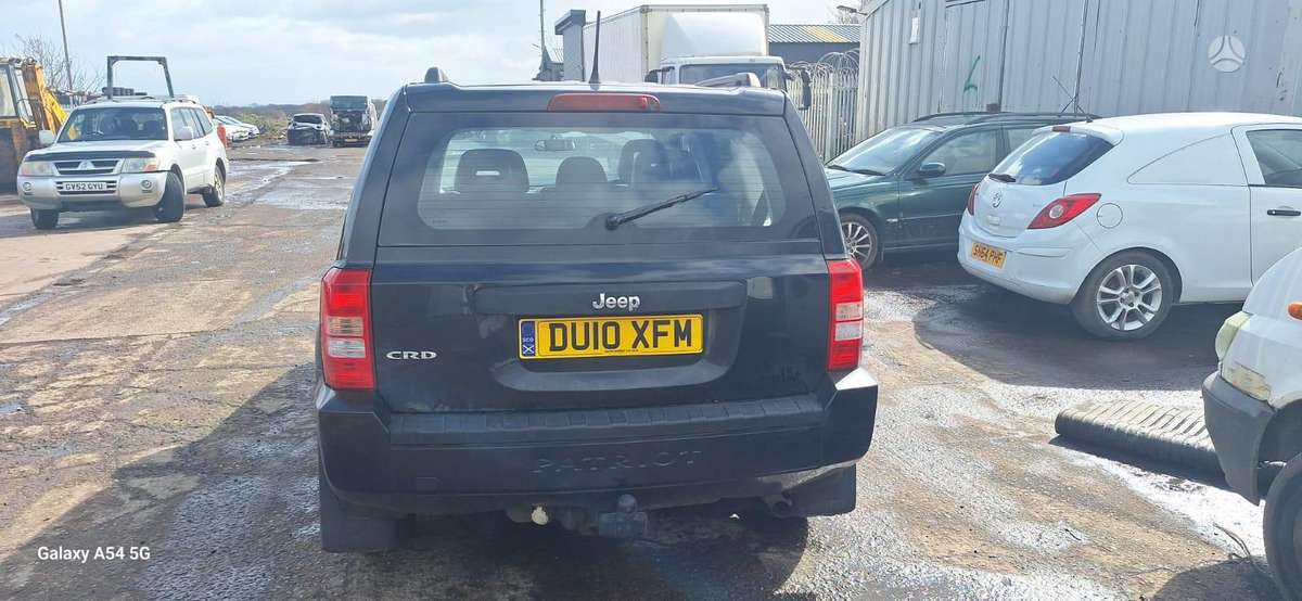Jeep Patriot for parts