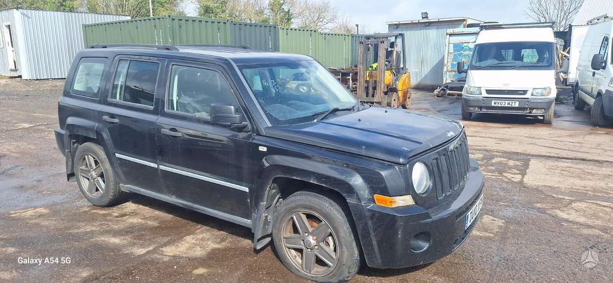 Jeep Patriot for parts