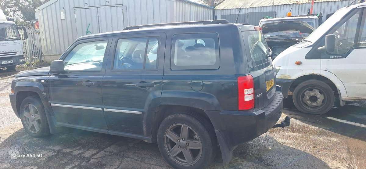 Jeep Patriot for parts