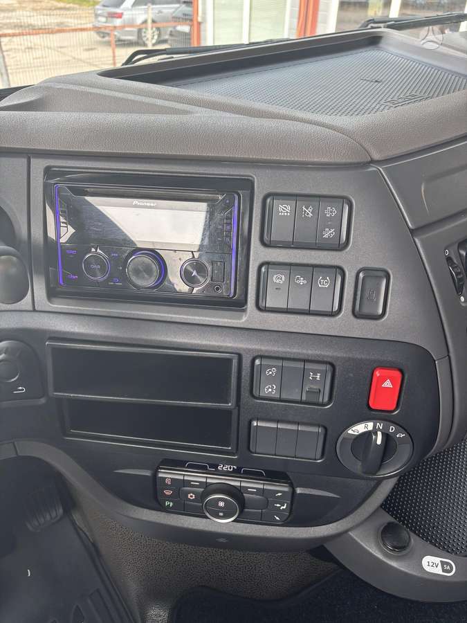 DAF 106.480 XF, double sleeper
