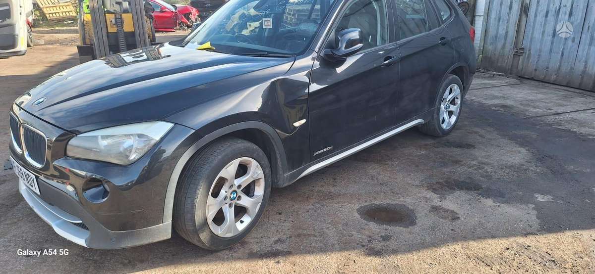 BMW X1 по частям