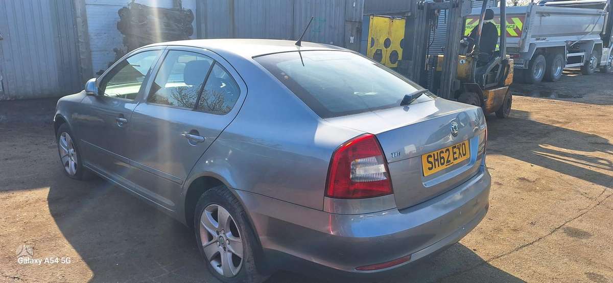 Skoda Octavia for parts