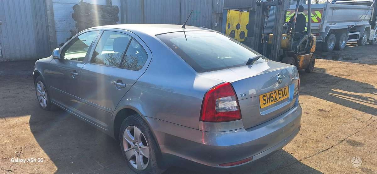 Skoda Octavia rezerves daļās