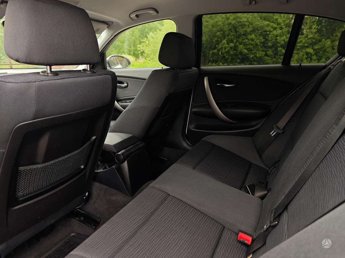 BMW 116, 2.0 l., hatchback