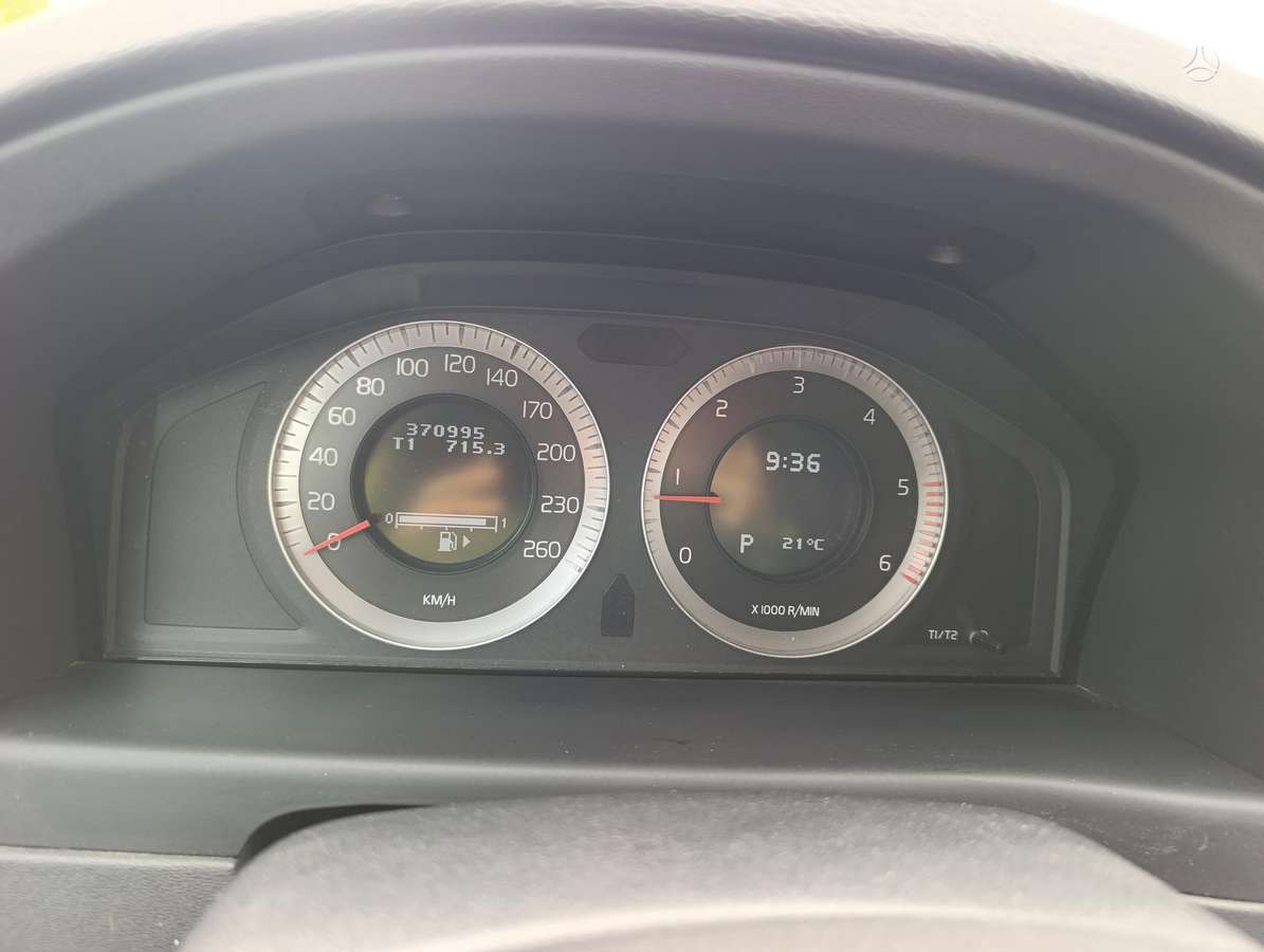 Volvo XC70, 2.4 l., wagon