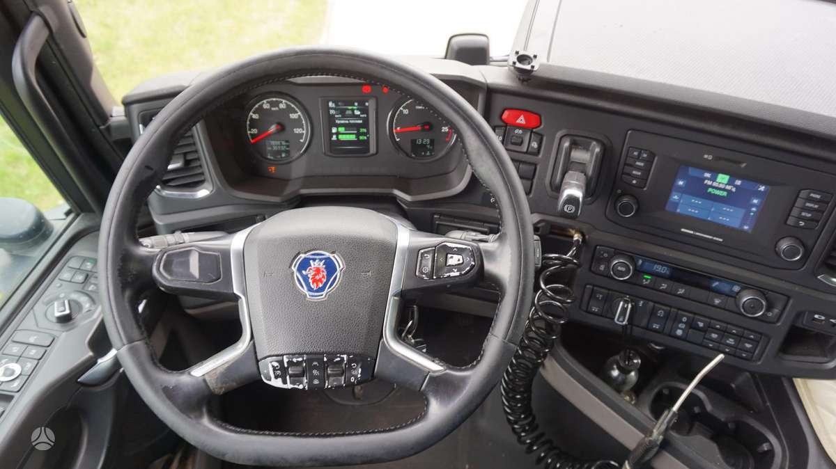 Scania S450 Retarder, dropside with curtains