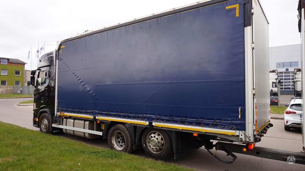 Scania S450 Retarder, dropside with curtains