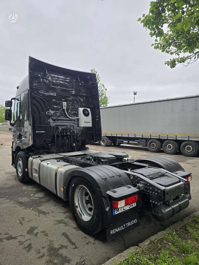 Renault T 480, double sleeper