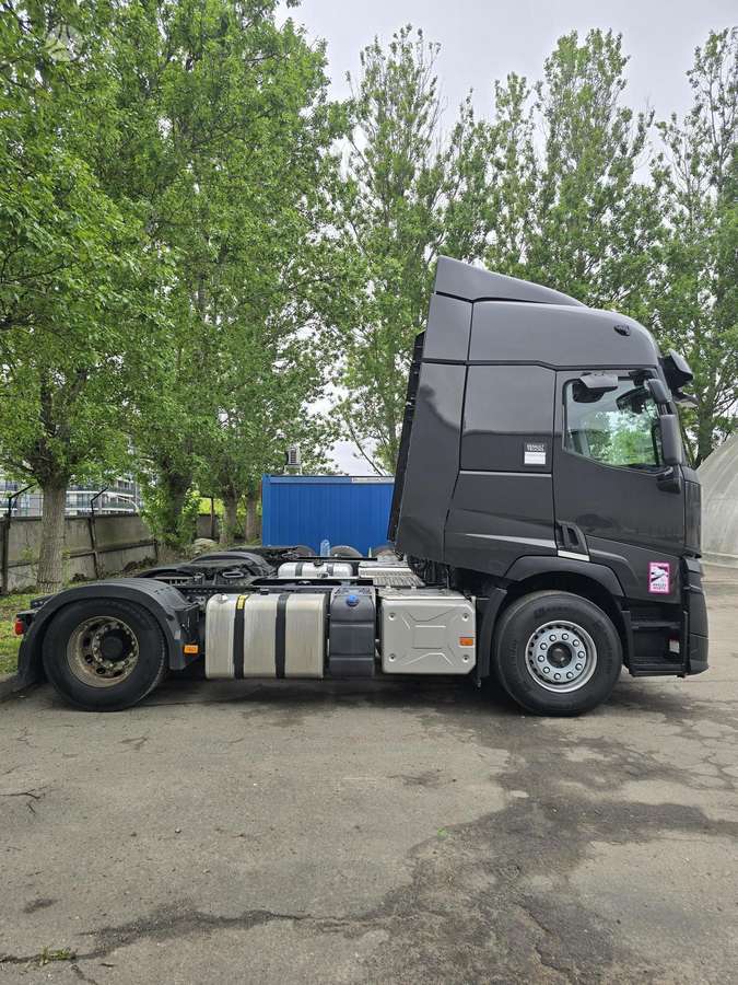Renault T 480, double sleeper