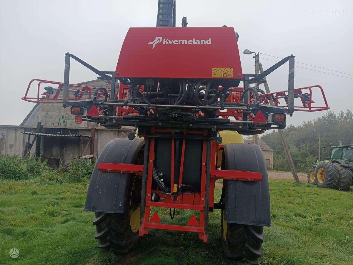 Kverneland Ikarus S38, sprayers