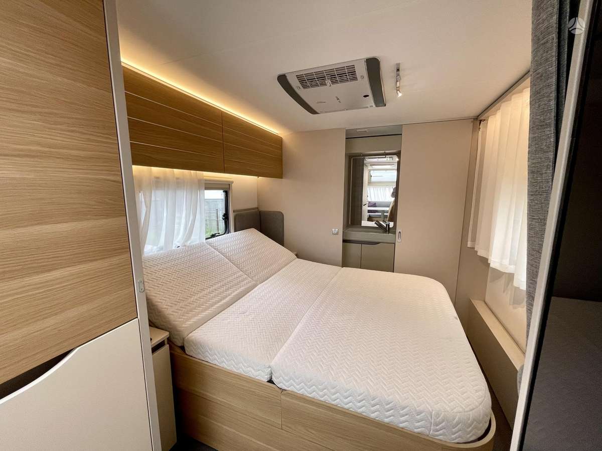 Adria Adora 613 UT, кемперы