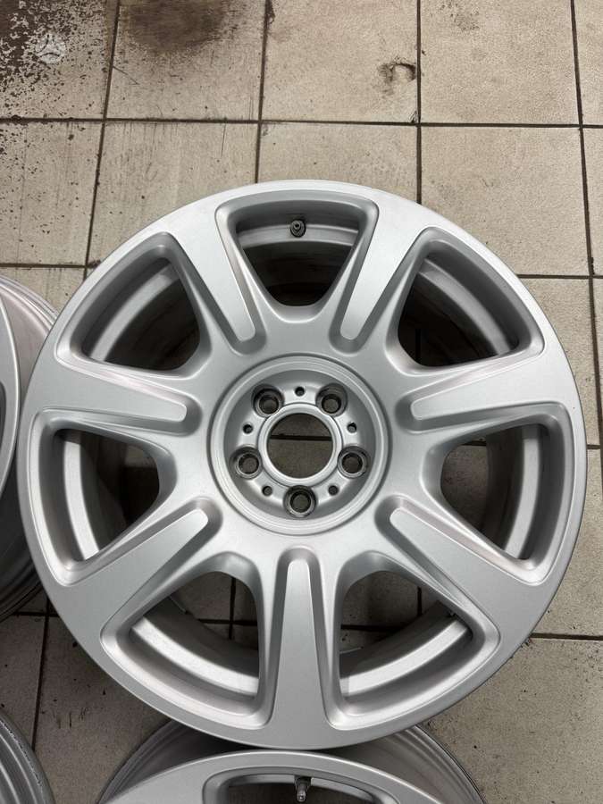 Rolls-Royce, lengvojo lydinio, R20