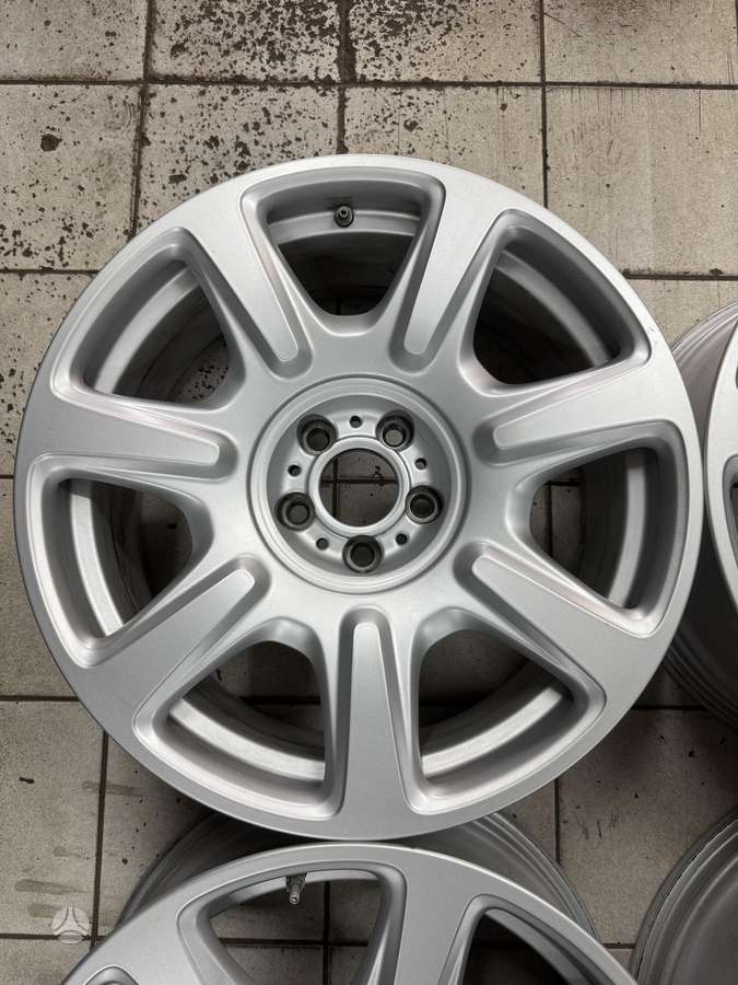 Rolls-Royce, lengvojo lydinio, R20