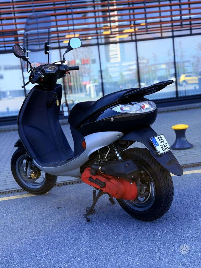 Peugeot Vivacity 49cc, scooters / mopeds