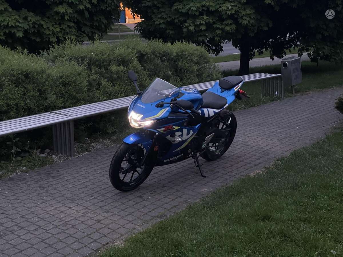 Suzuki GSX-R 125cc, superbikes