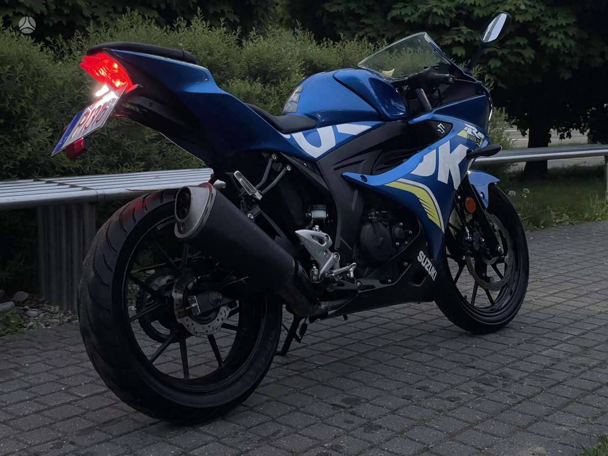 Suzuki GSX-R 125cc, superbikes