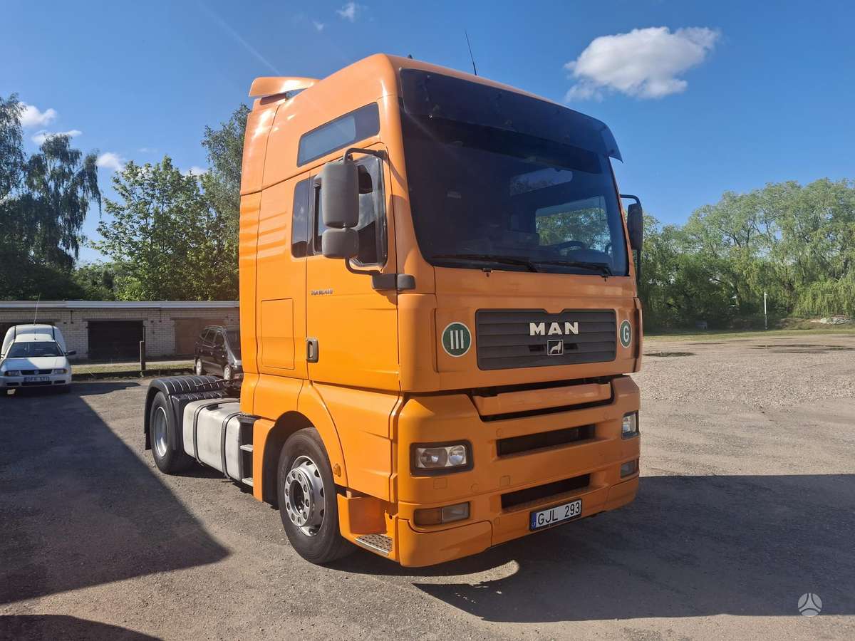 MAN 18.410, double sleeper