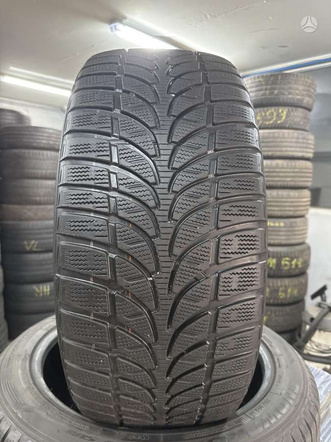 Bridgestone Blizzak LM80 evo, winter 255/50 R20
