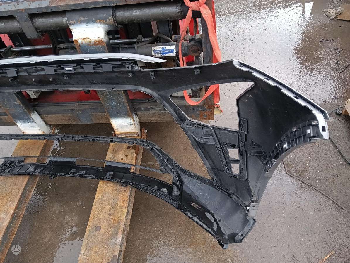 Hyundai Bayon kėbulo dalys