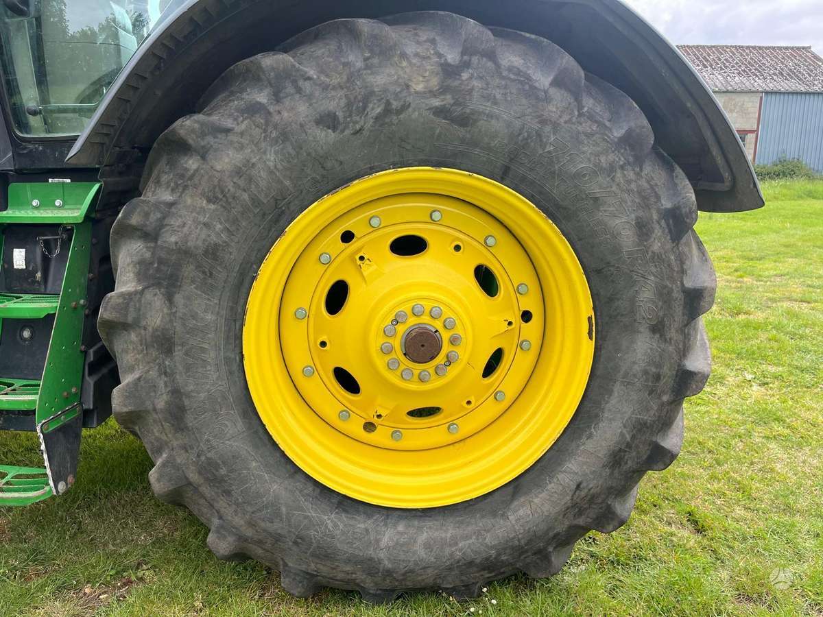 John Deere 7310R, тракторы