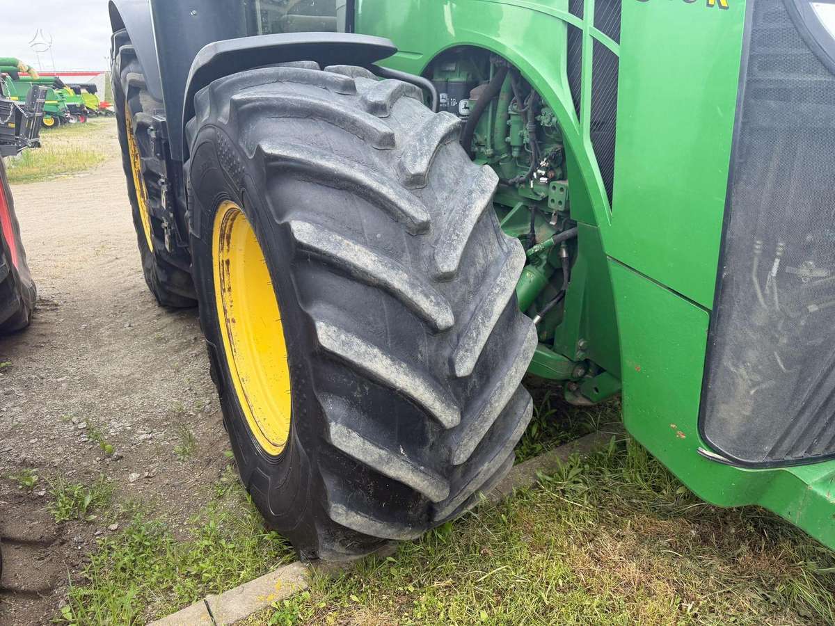 John Deere 8370R, tractors