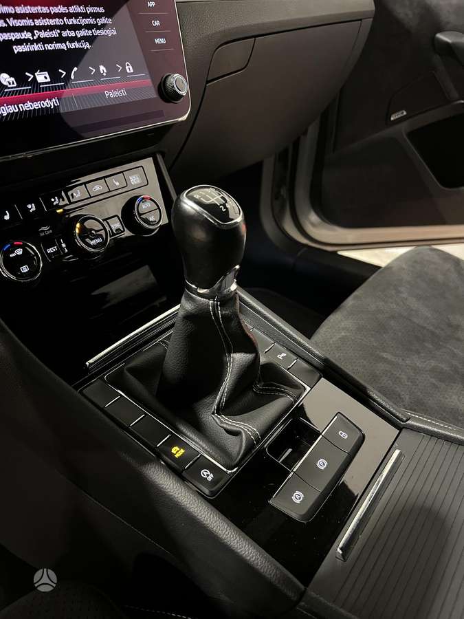 Skoda Superb, 2.0 l., Универсал