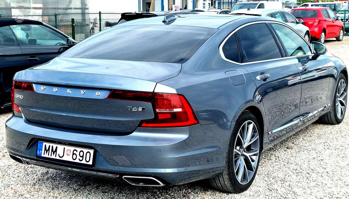 Volvo S90, 2.0 l., Седан