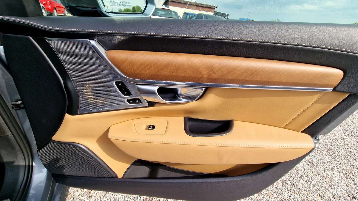 Volvo S90, 2.0 l., Седан