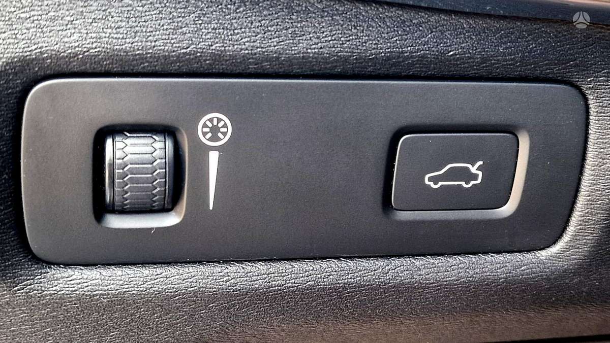 Volvo S90, 2.0 l., Седан