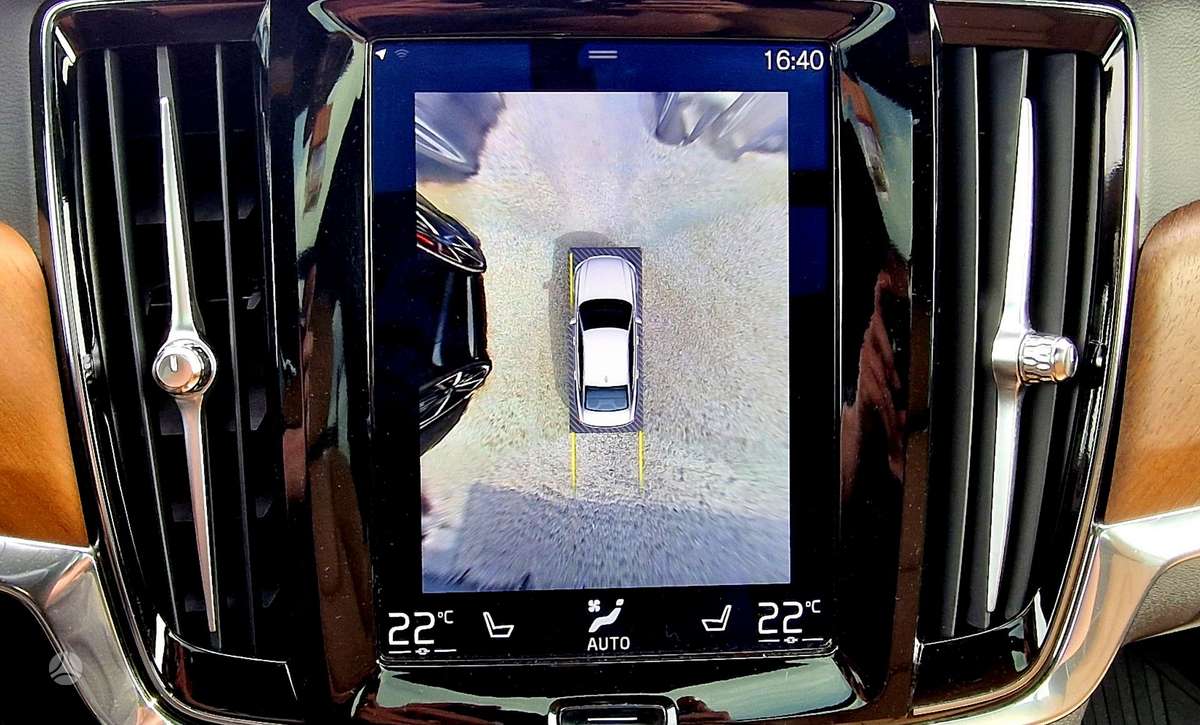 Volvo S90, 2.0 l., Седан