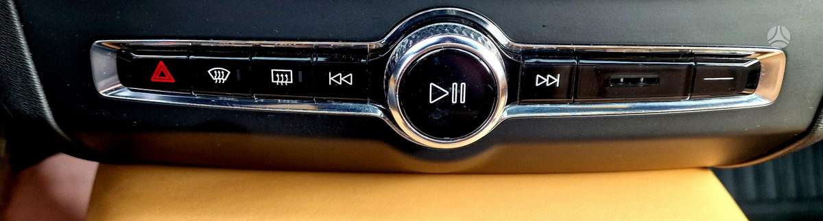 Volvo S90, 2.0 l., Седан