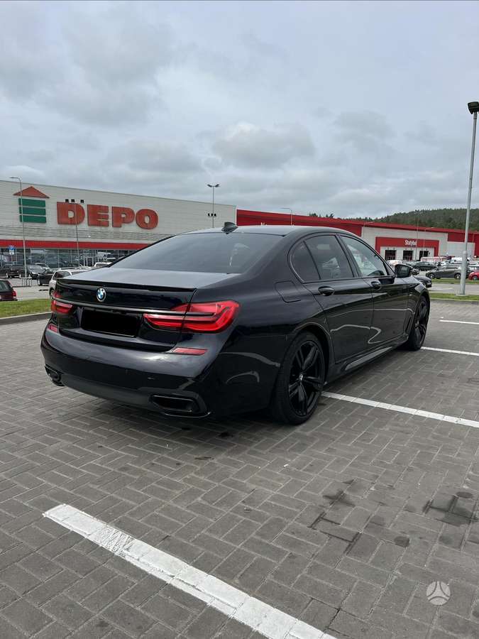 BMW 740, 3.0 l., Седан