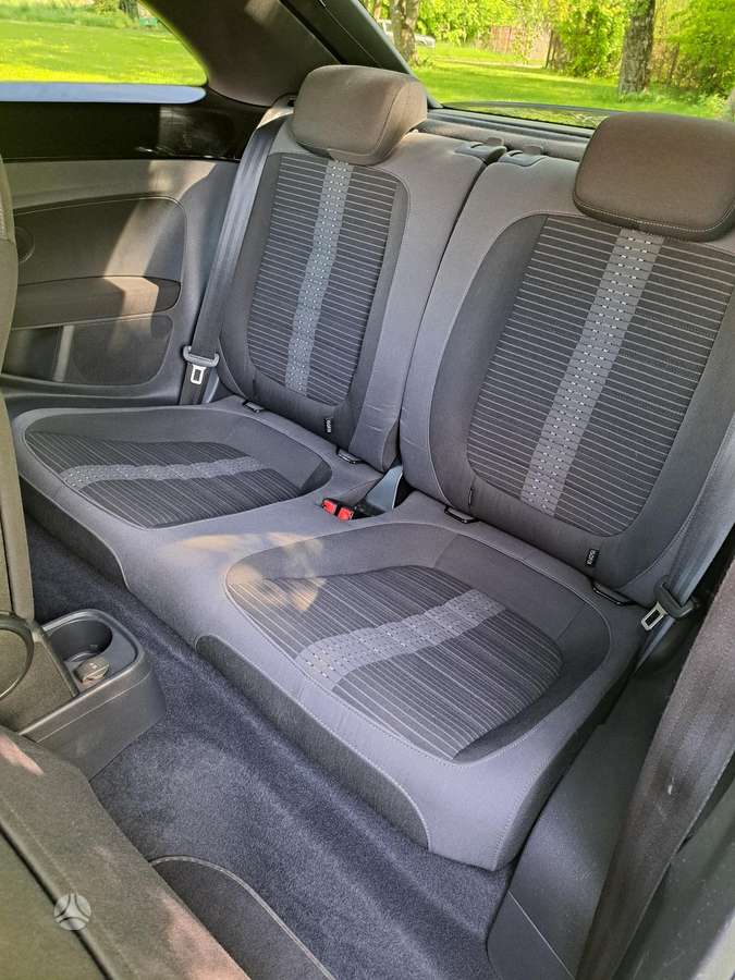 Volkswagen Beetle, 1.4 l., hatchback
